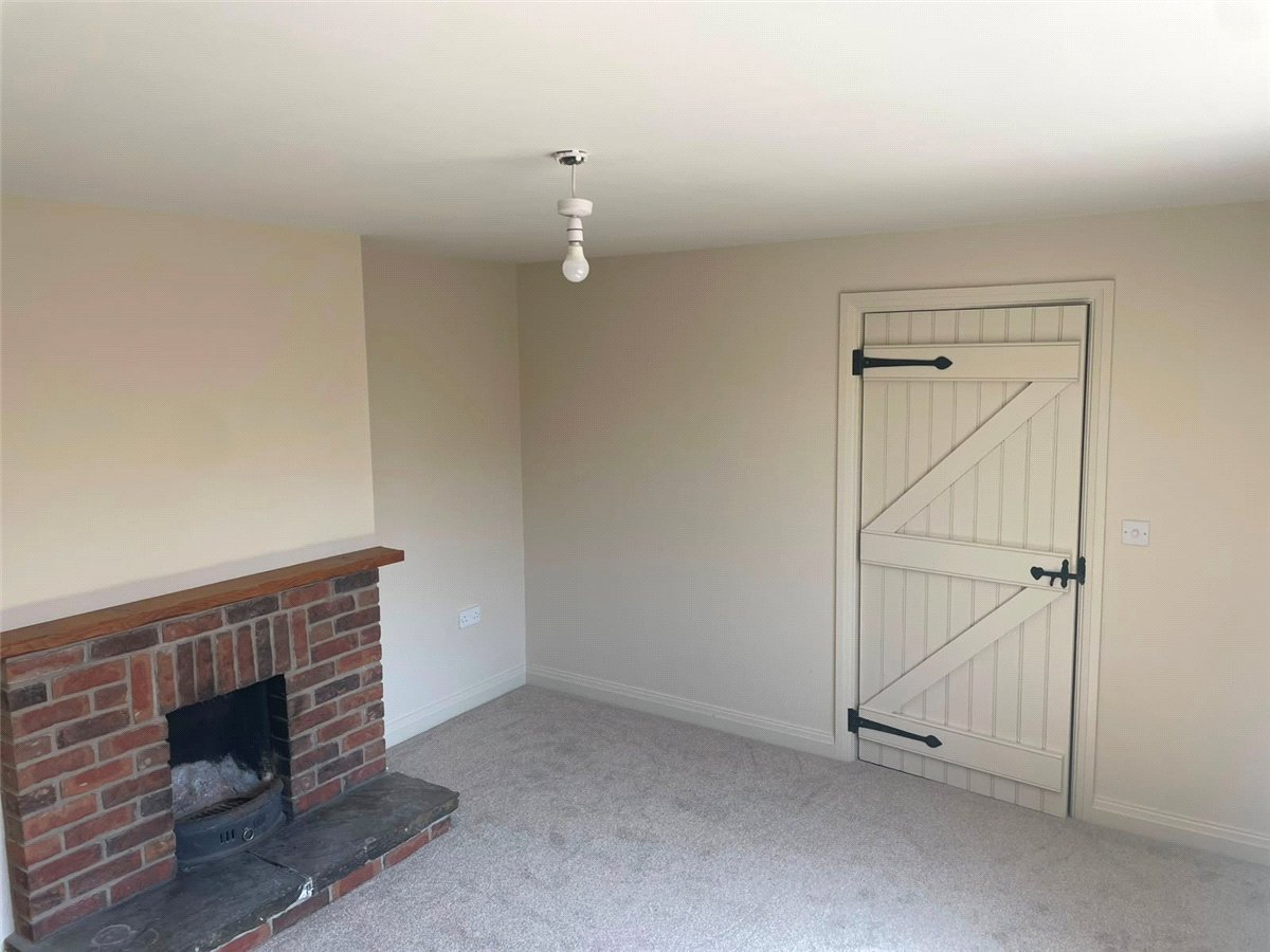 3 bedroom Cottage, Main Street, Wintringham, YO17 - Available, Image 5