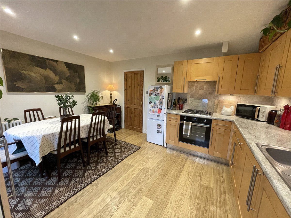 2 bedroom House, Aubrey Close, Marlborough, SN8 - Available, Image 4