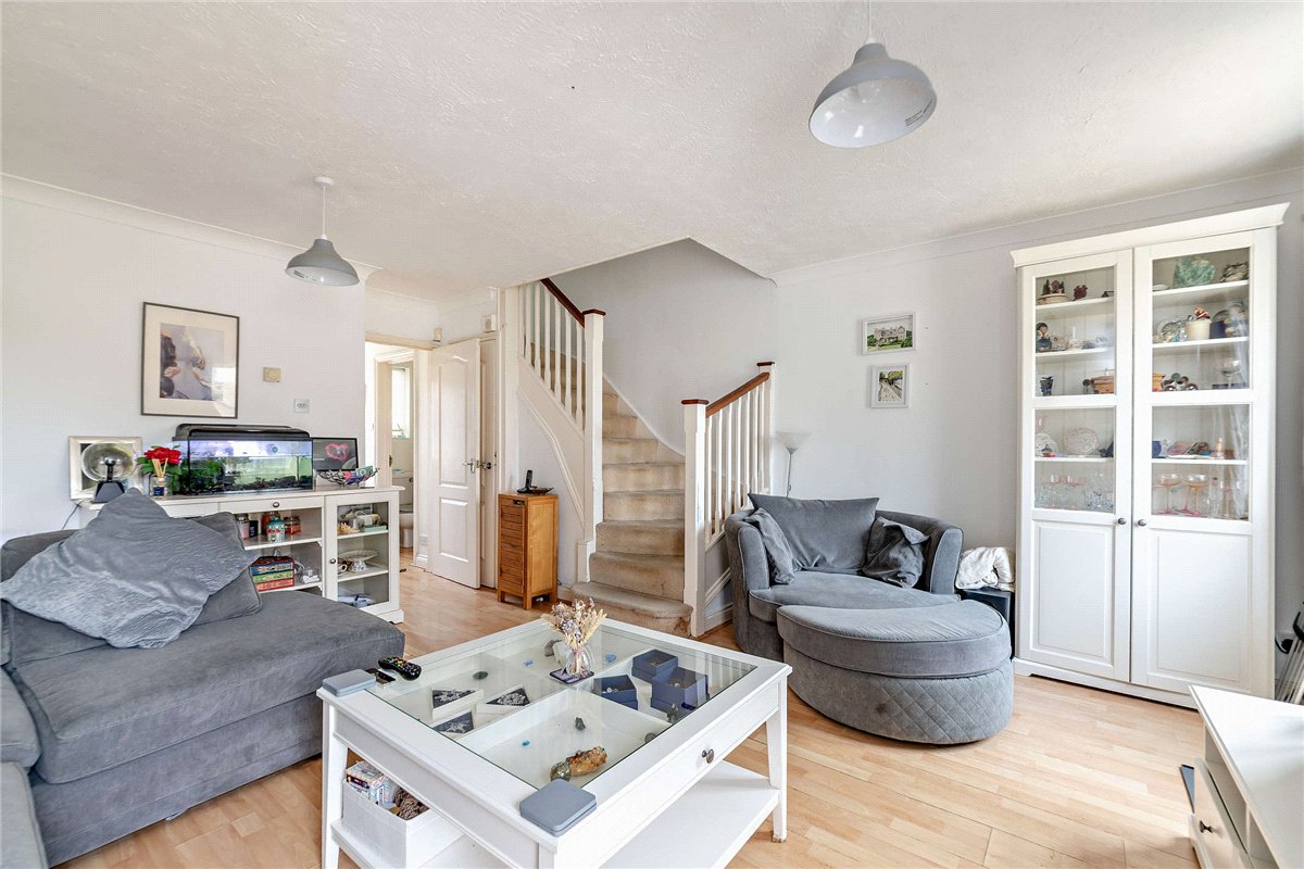 3 bedroom House, Meadowsweet Close, Thatcham, RG18 - Sold STC, Image 6