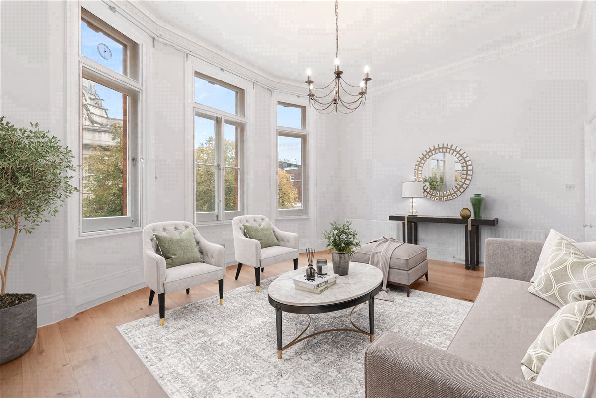 3 bedroom Maisonette, Egerton Gardens, Knightsbridge, SW3 - Available, Image 3