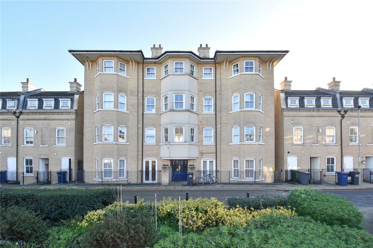 1 bedroom Flat, St. Matthews Gardens, Cambridge, CB1 - Available