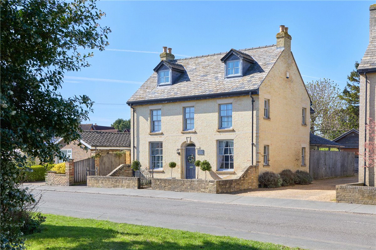 5 bedroom House, Water Lane, Oakington, CB24 - Available