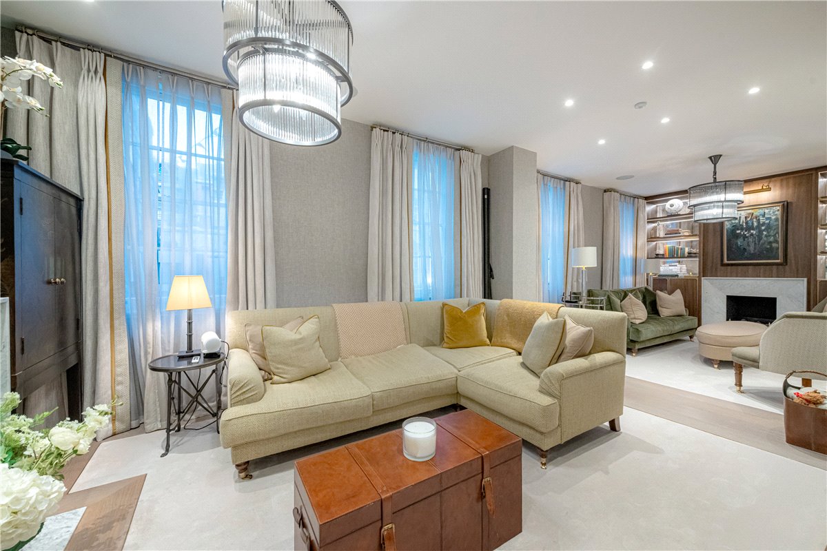 3 bedroom Maisonette, Shepherd Street, Mayfair, W1J - Sold, Image 4