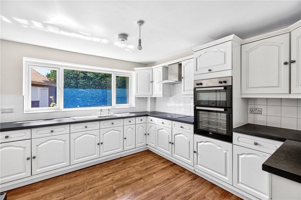 5 bedroom Bungalow, Lichfield Road, Kings Bromley, DE13 - Available, Image 1