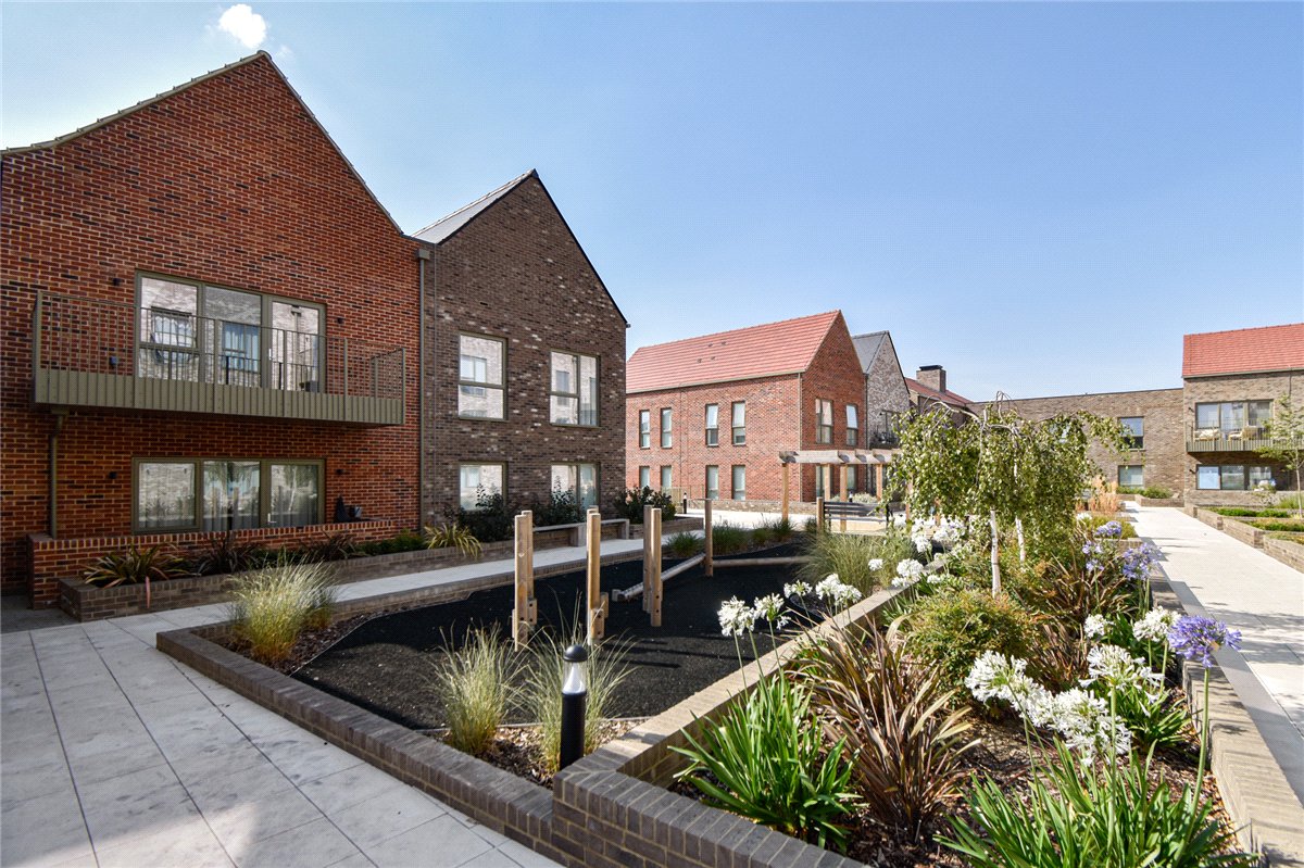 2 bedroom Flat, Marleigh Avenue, Cambridge, CB5 - Let Agreed