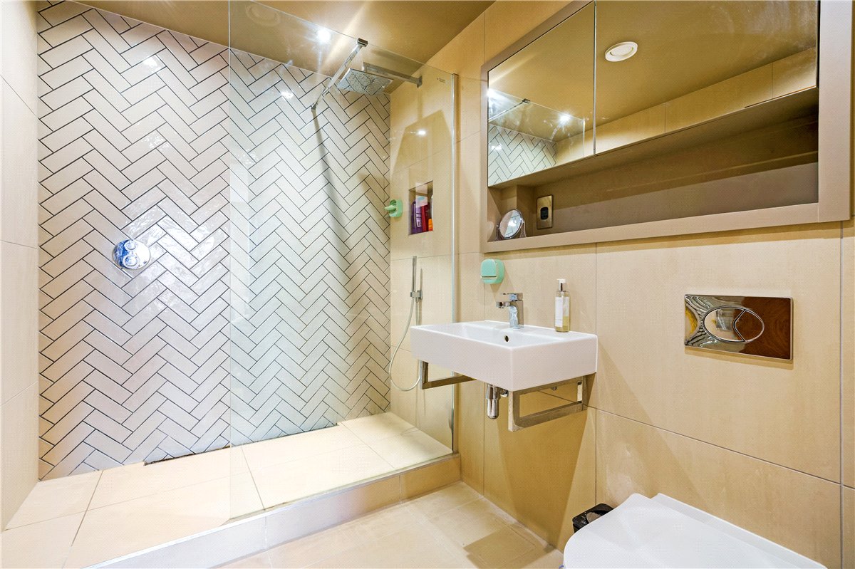 3 bedroom Flat, Toft Green, York, YO1 - Available, Image 15