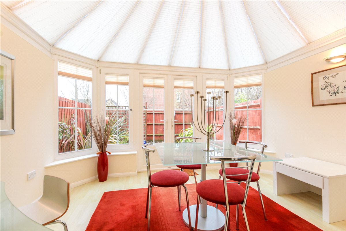 3 bedroom House, Complins Close, Oxford, OX2 - , Image 2