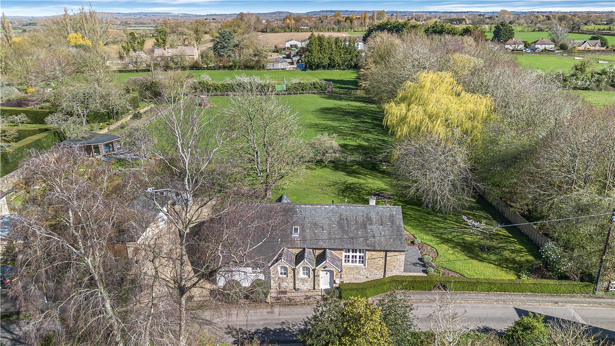 6 bedroom House, Church Road, Hinton Waldrist, SN7 - Available, Image 37