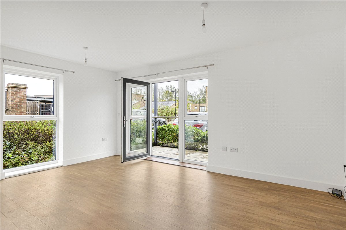 1 bedroom Flat, Atlas Way, Oakgrove, MK10 - Available, Image 6