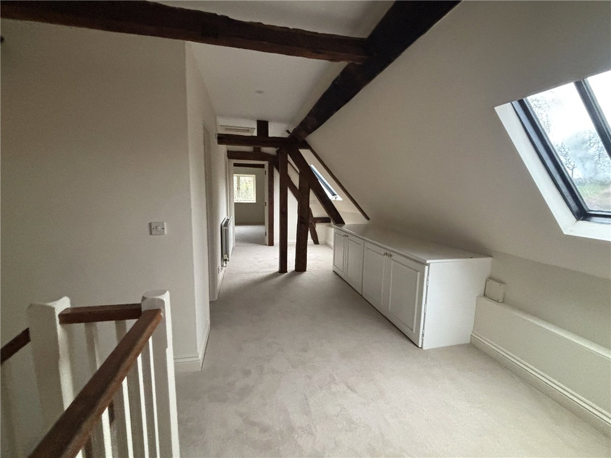 2 bedroom House, Hopgoods Green, Bucklebury, RG7 - Available, Image 5