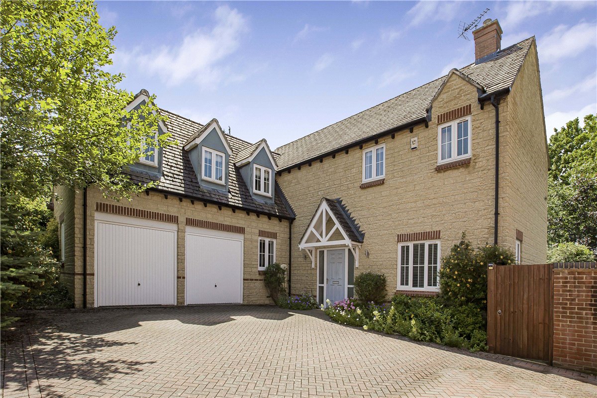 4 bedroom House, Simpsons Way, Kennington, OX1 - Available