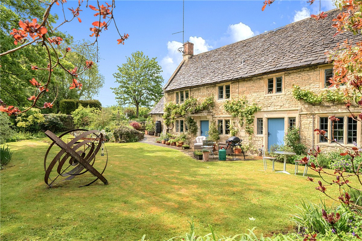 3 bedroom House, Slaughterford, Chippenham, SN14 - Available, Image 4