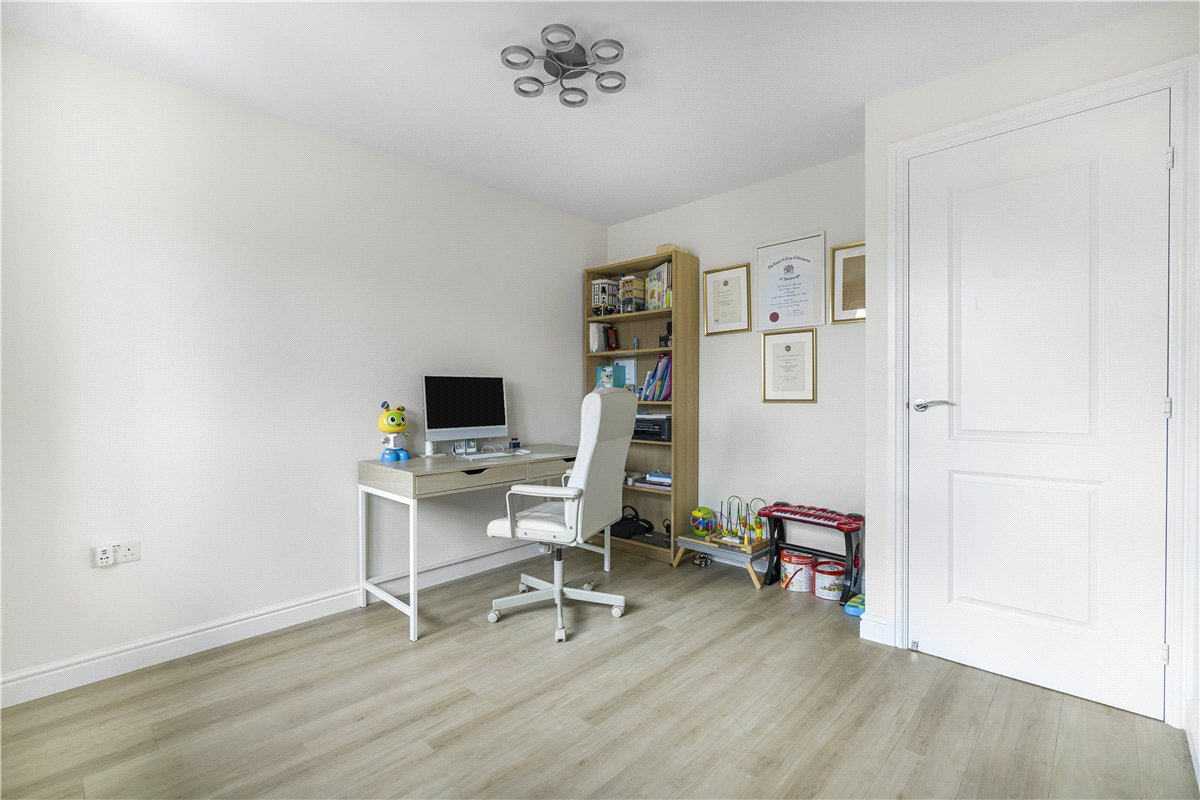 3 bedroom House, Curmore, Radley, OX14 - Available, Image 5