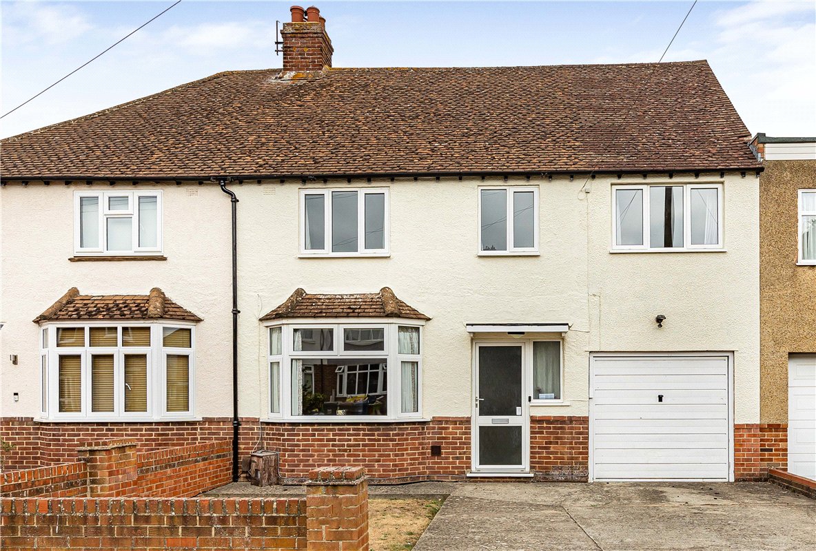 4 bedroom House, The Garth, Yarnton, OX5 - Available
