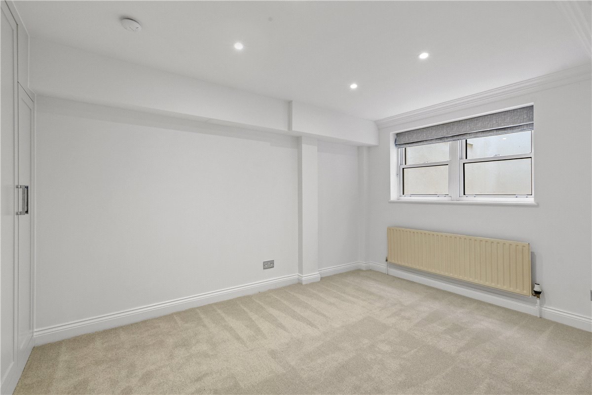 2 bedroom Flat, Manson Place, South Kensington, SW7 - Available, Image 3