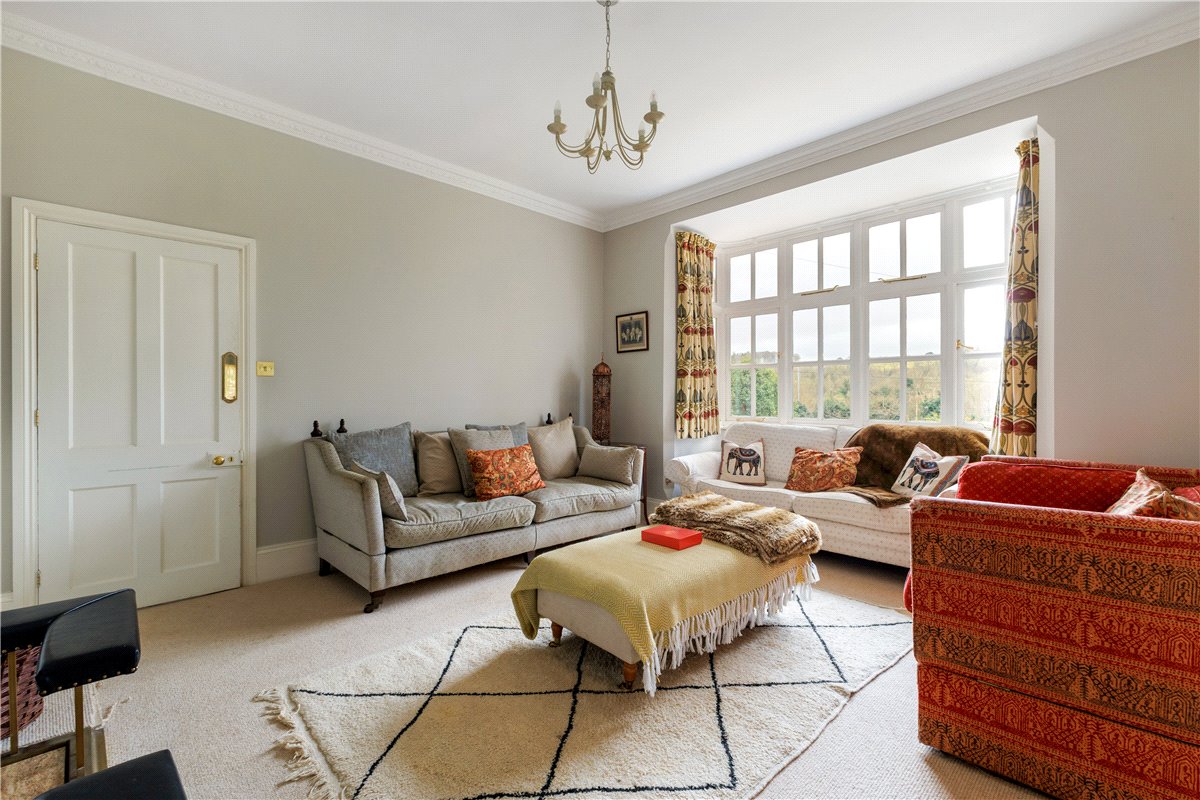 5 bedroom House, Bath Road, Marlborough, SN8 - Available, Image 6