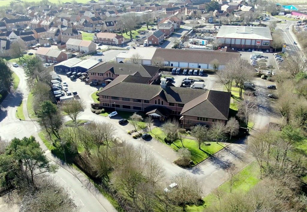 500 to 17642 Sq Ft, Horton Avenue, Devizes, SN10 - Available