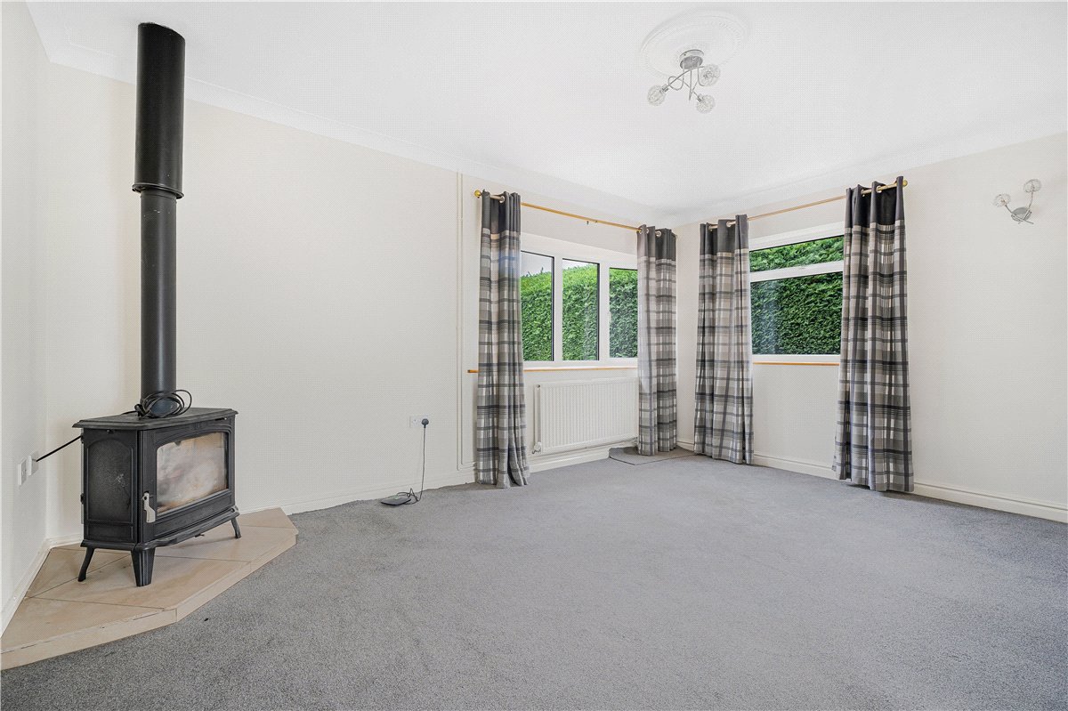 3 bedroom Bungalow, Nash Lee Lane, Wendover, HP22 - Available, Image 6