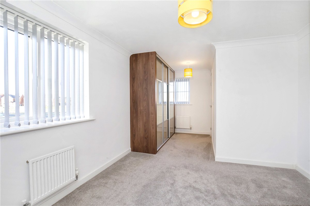 3 bedroom House, Ingleborough Drive, Harrogate, HG3 - Available, Image 9