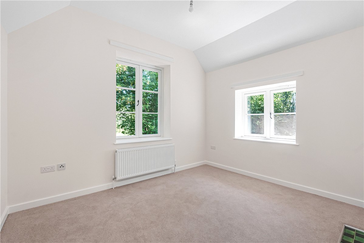 3 bedroom House, Hemel Hempstead Road, Redbourn, AL3 - Available, Image 10