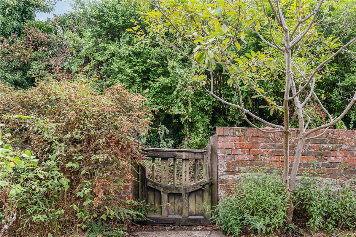 6 bedroom House, Cues Lane, Bishopstone, SN6 - Available, Image 14