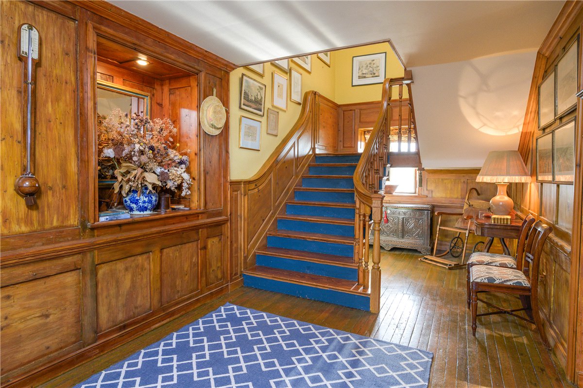 5 bedroom House, West Yatton, Yatton Keynell, SN14 - Available, Image 1