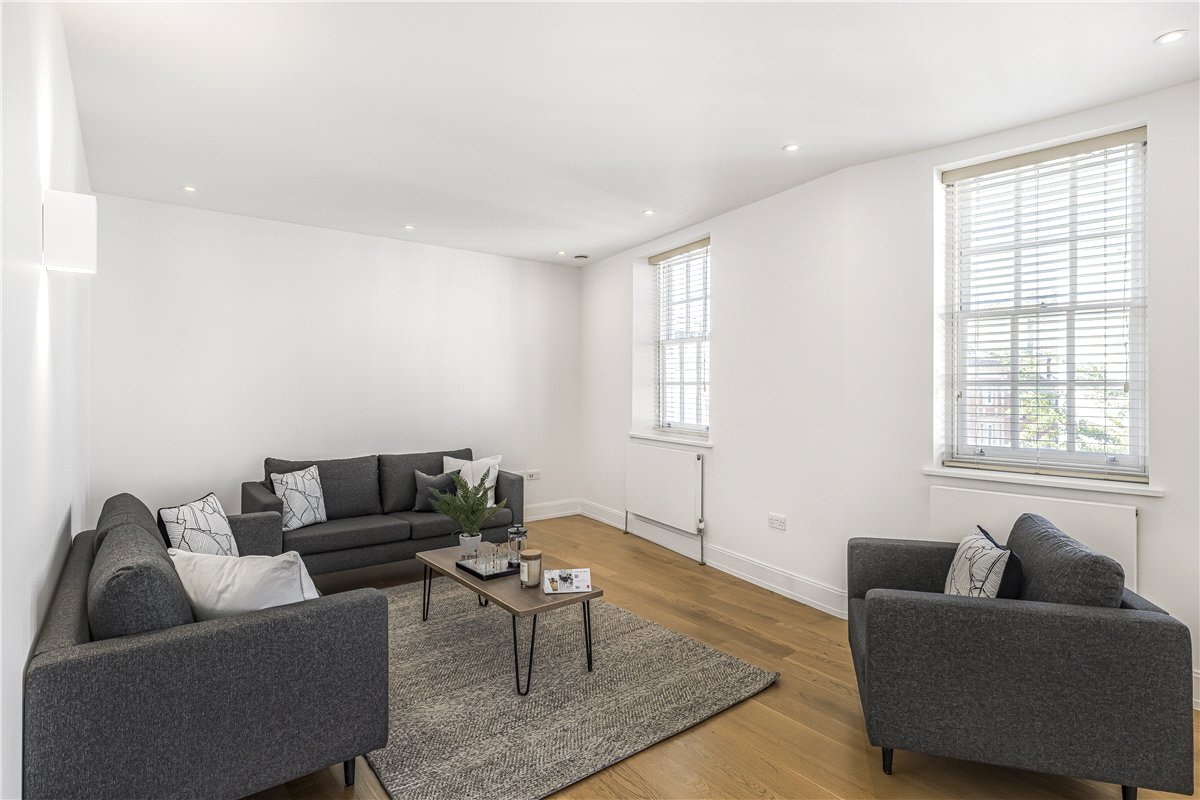 3 bedroom Maisonette, Devonshire Street, Marylebone, W1G - Available, Image 2