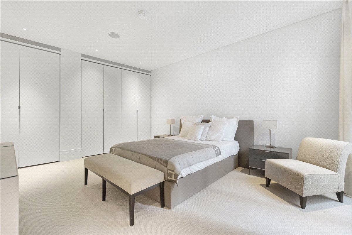 4 bedroom Flat, Chelsea Manor Street, Chelsea, SW3 - Available, Image 5