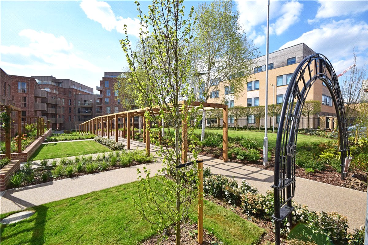 3 bedroom Flat, Scholars Court, Harrison Drive, CB2 - , Image 1