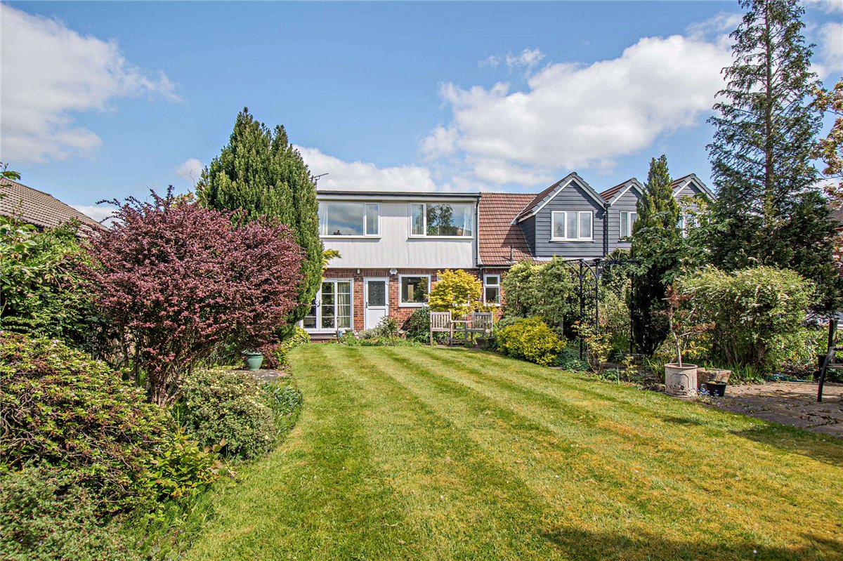 4 bedroom House, Almsford Drive, Harrogate, HG2 - Sold STC, Image 1