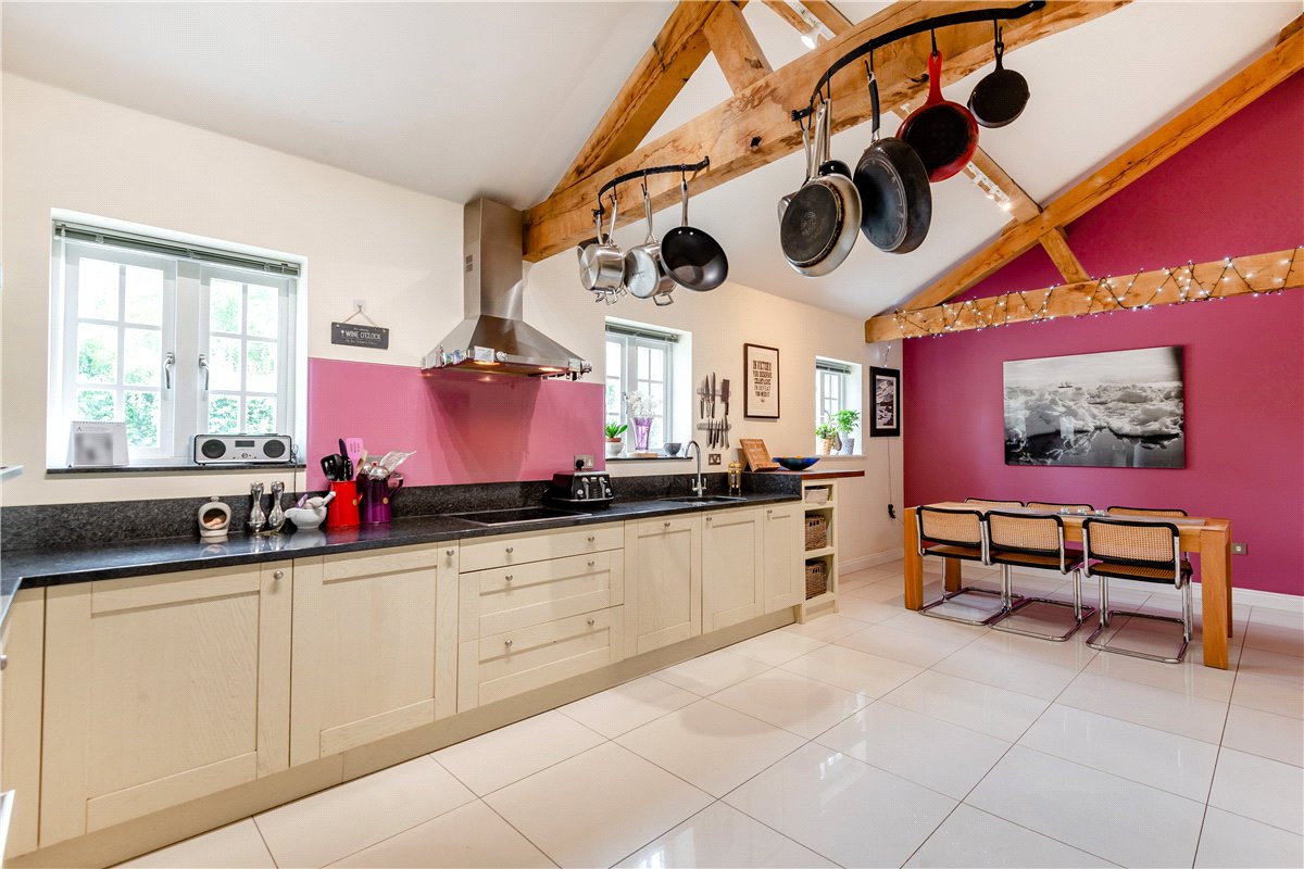 4 bedroom Barn Conversion, Hurstbourne Priors, Whitchurch, RG28 - Available, Image 9