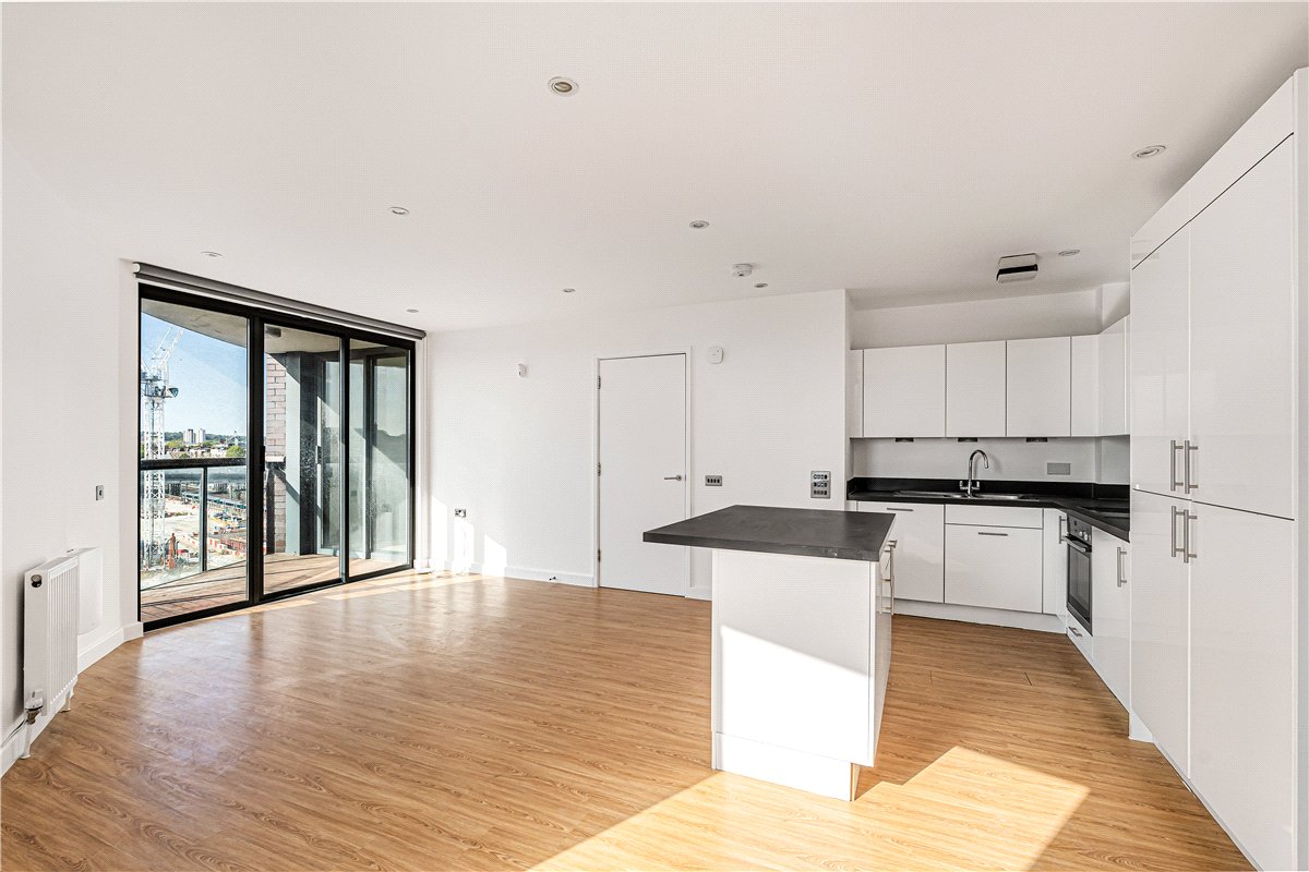 2 bedroom Flat, Park Village East, London, NW1 - Available, Image 2