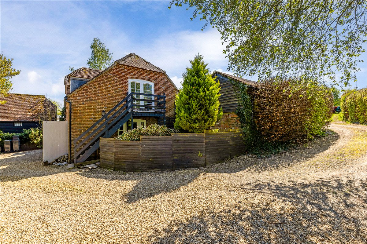 5 bedroom House, High Street, Manton, SN8 - Available, Image 14