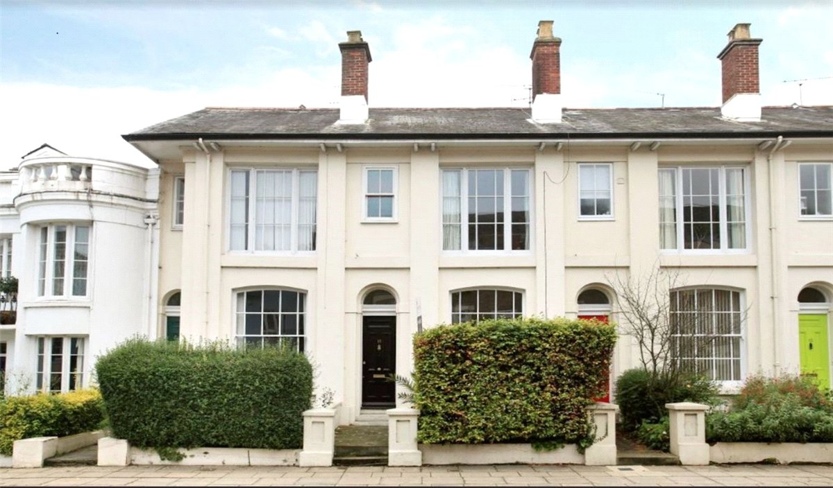 4 bedroom House, Eastgate Street, Winchester, SO23 - , Image 13