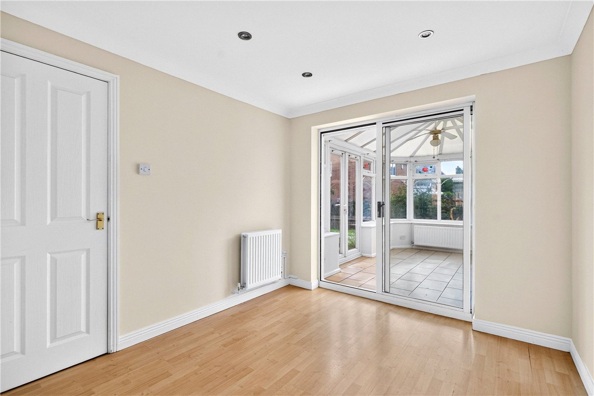 4 bedroom House, Kelso Close, Measham, DE12 - Available, Image 2