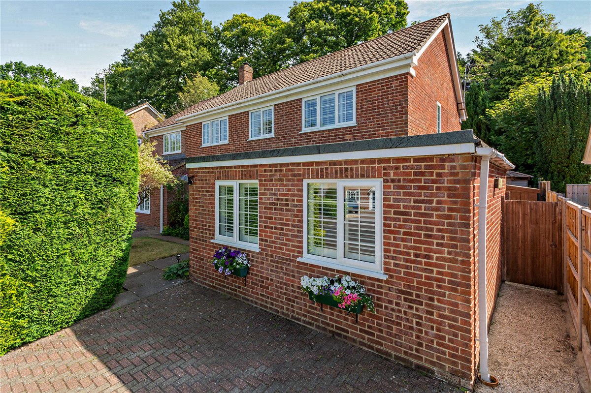 4 bedroom House, Normay Rise, Newbury, RG14 - Available, Image 24