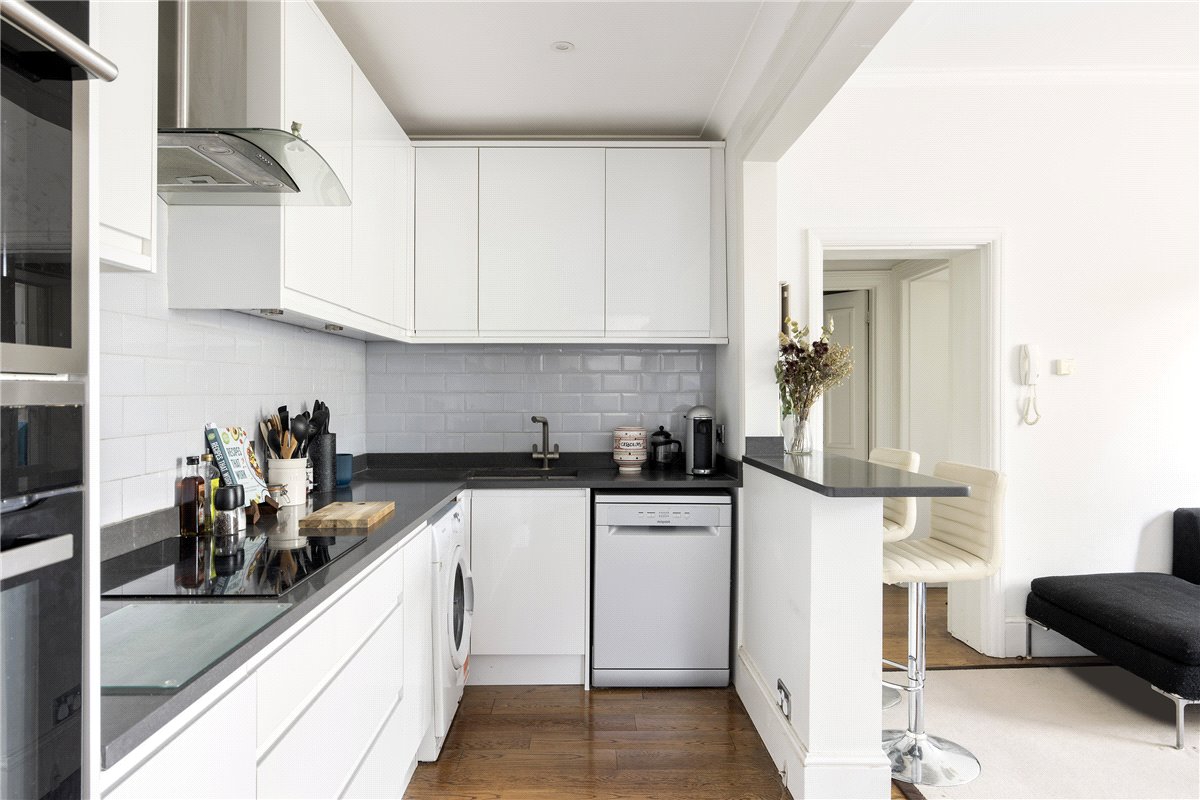 2 bedroom Flat, Trinity Crescent, Tooting Bec, SW17 - Sold, Image 12