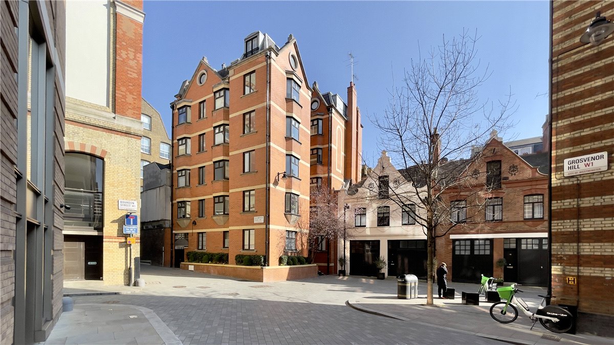 2 bedroom Flat, Bourdon Street, Mayfair, W1K - Available, Image 3