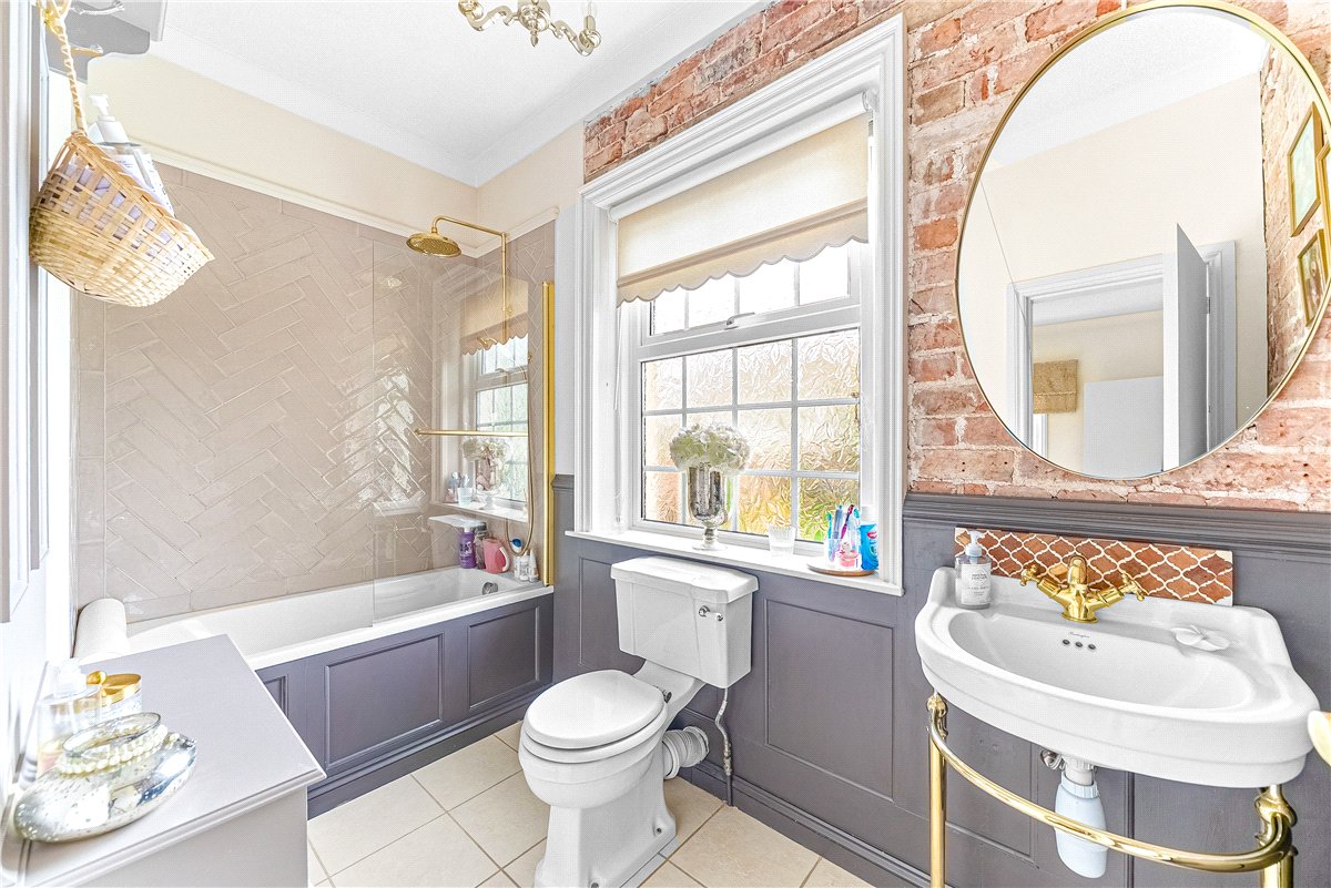 18 bedroom House, Wold Road, Nafferton, YO25 - Available, Image 36