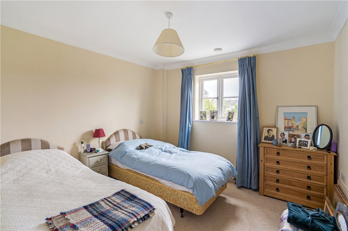 2 bedroom House, Wye House Gardens, Barn Street, SN8 - Available, Image 10