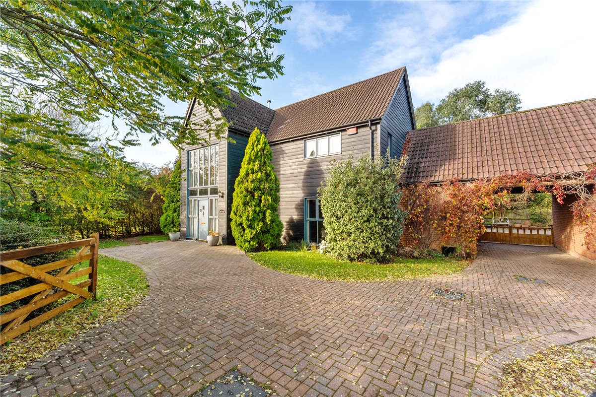 5 bedroom House, Codling Walk, Lower Cambourne, CB23 - Sold