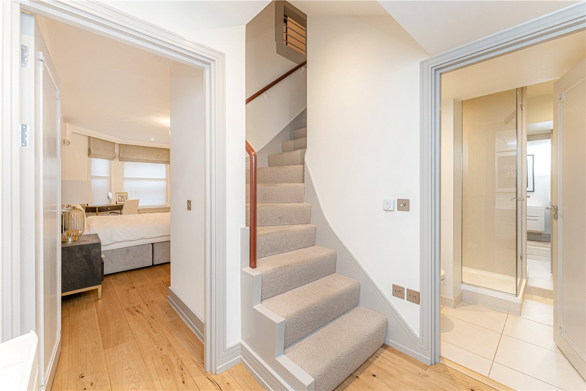 2 bedroom Flat, Park Street, Mayfair, W1K - Available, Image 19