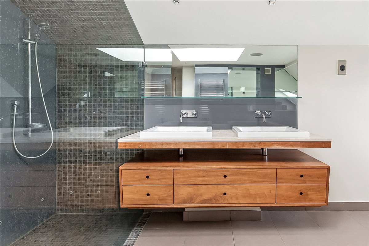 5 bedroom House, Wiseton Road, London, SW17 - Available, Image 23