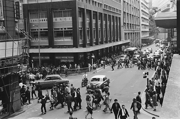 QueensRoad Pedder Central36 35 61