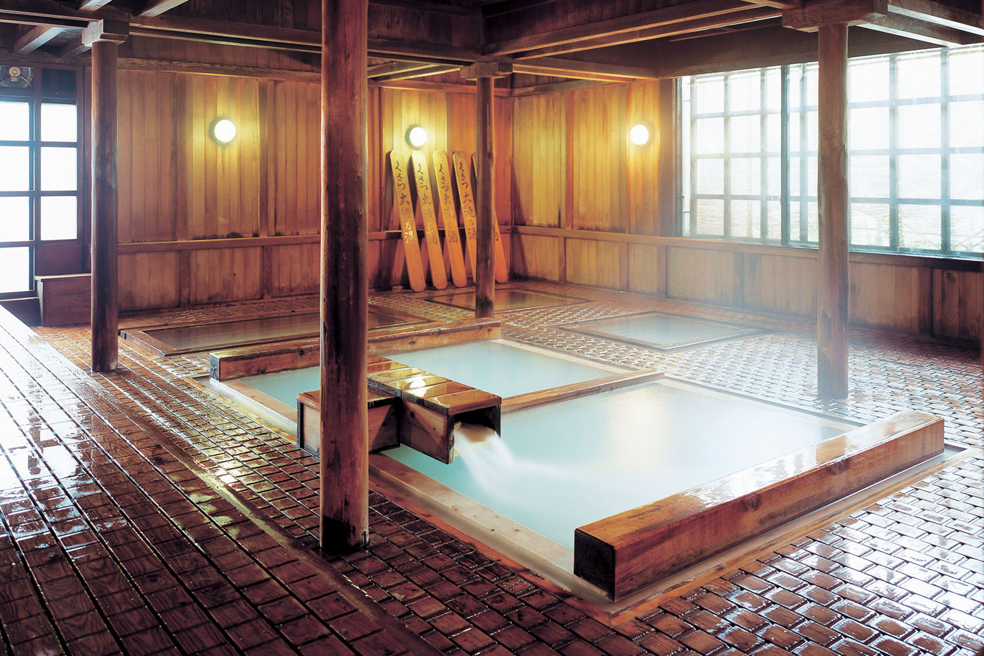Soothing onsen baths 