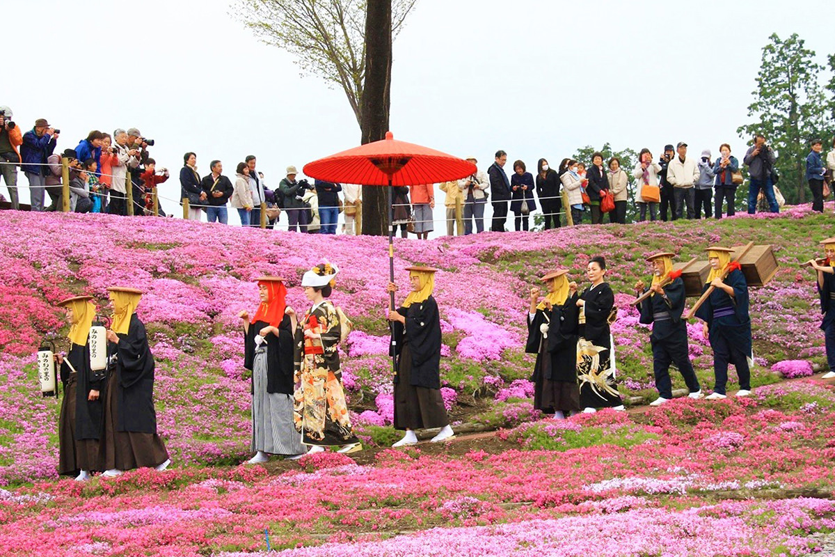 Minowa no Sato no Kitsune no Yomeiri (Fox Wedding)