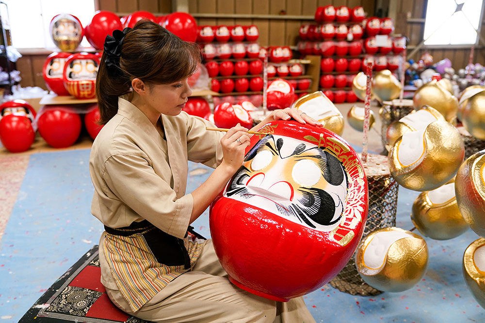 Daruma Doll Painting in Gunma - Gunma - Japan Travel