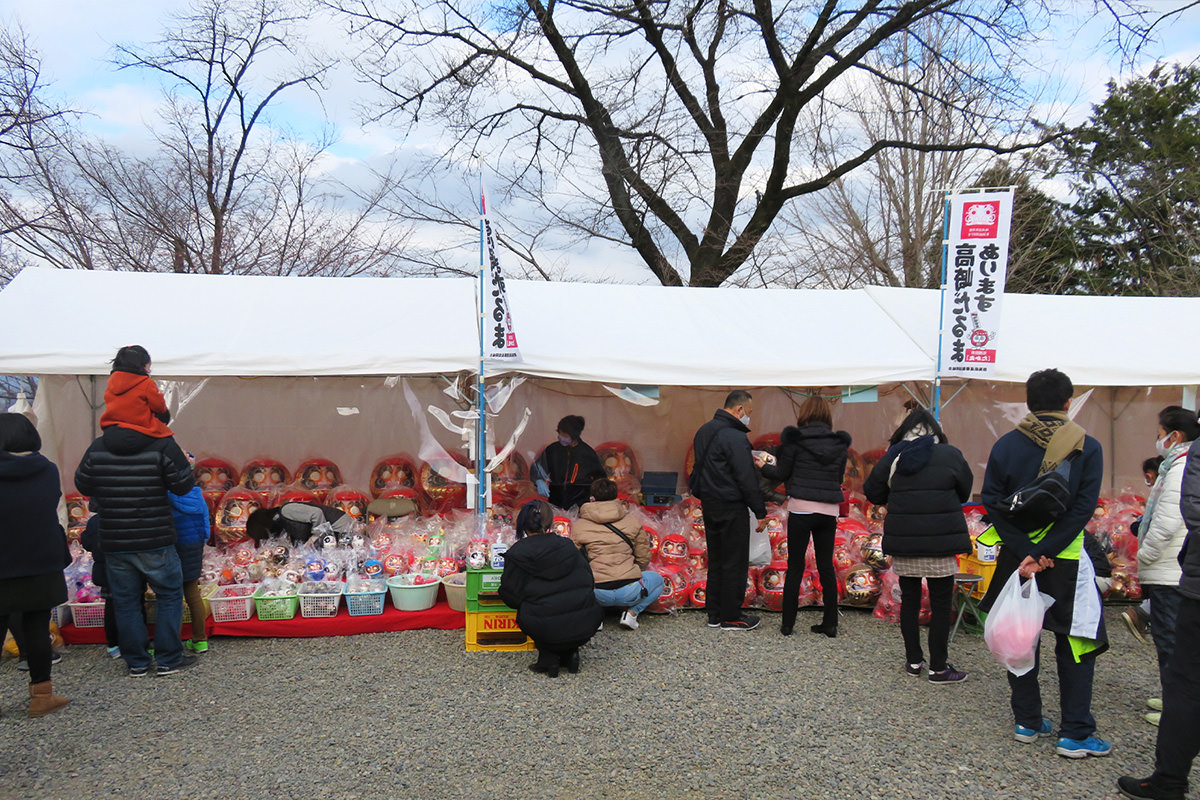 Shorinzan Nanakusa Taisai Daruma Market Festival