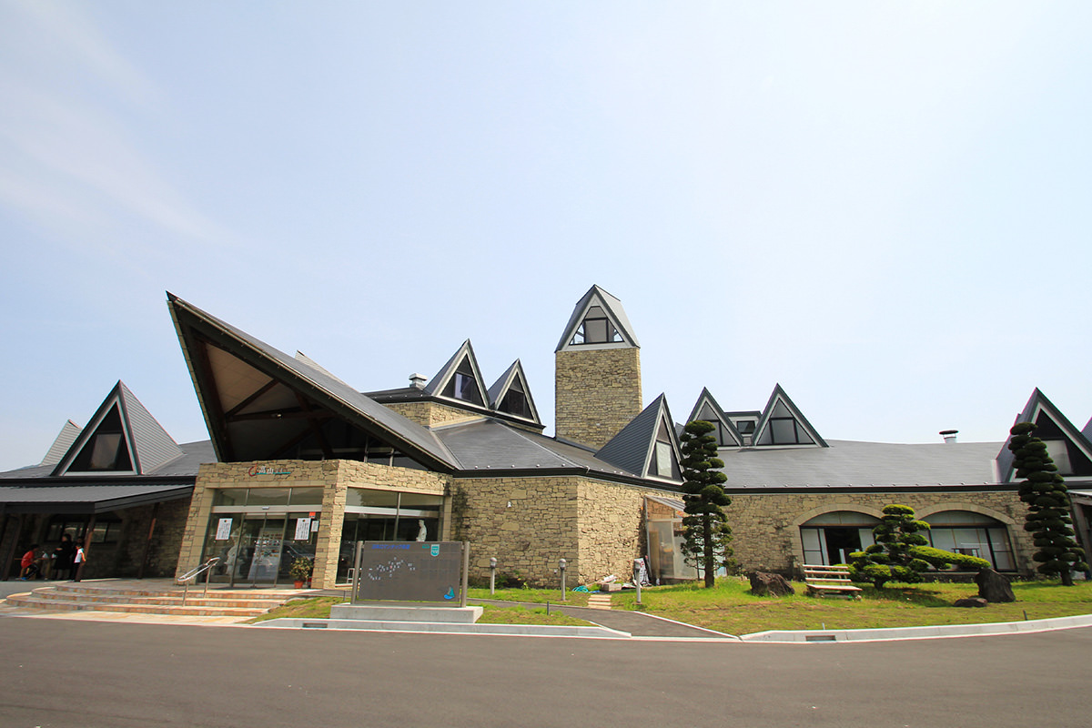 Fureai Plaza (in Nakayama Bonchi Roadside Station)