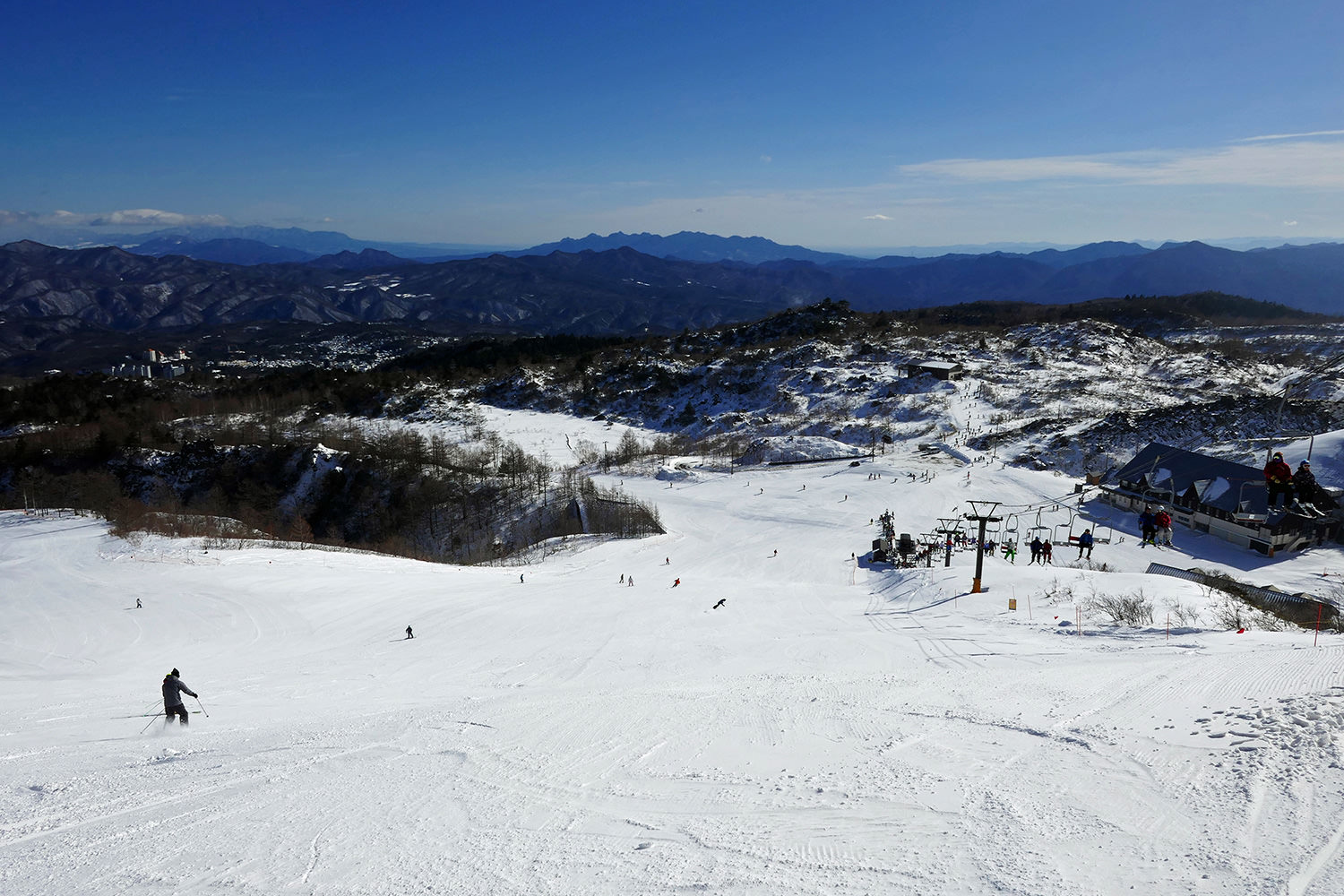 草津溫泉滑雪場